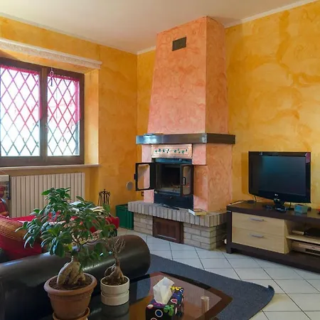 With 3 Bedrooms In With Enclosed Garden And Wifi 30 Km From The Beach * Filottrano