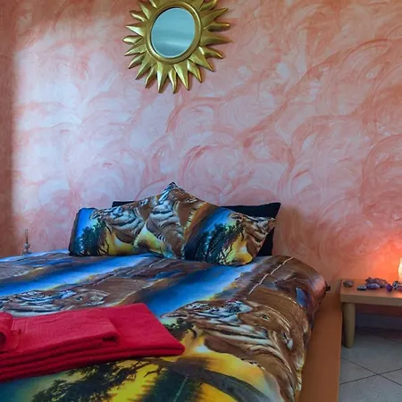 Διαμέρισμα With 3 Bedrooms In With Enclosed Garden And Wifi 30 Km From The Beach